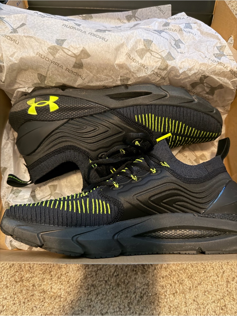 Under Armour Men's shoes
